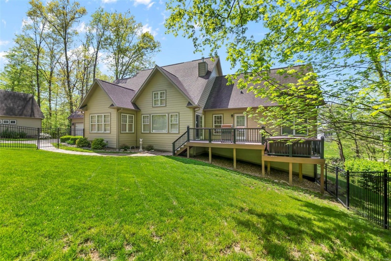 3009 Patriot Drive, Cape Girardeau, Missouri 63701, 3 Bedrooms Bedrooms, 8 Rooms Rooms,3 BathroomsBathrooms,Residential,For Sale,Patriot,MAR25028161
