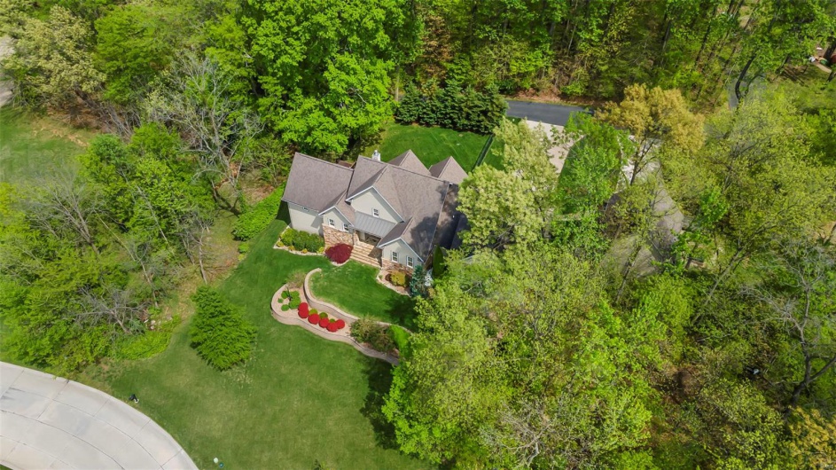 3009 Patriot Drive, Cape Girardeau, Missouri 63701, 3 Bedrooms Bedrooms, 8 Rooms Rooms,3 BathroomsBathrooms,Residential,For Sale,Patriot,MAR25028161