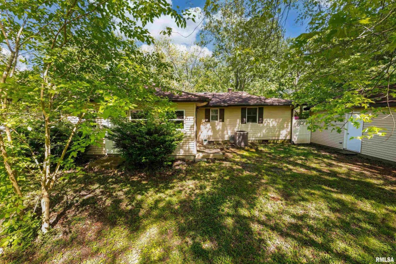 1401 THOMAS Street, Carterville, Illinois 62918, 4 Bedrooms Bedrooms, 0 ,2 BathroomsBathrooms,Residential,For Sale,THOMAS,0,RMAQC4263177