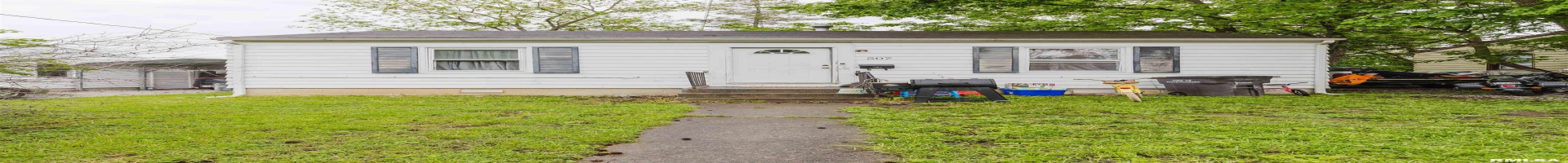 Residential For Sale 507 DAVIS Street, Carbondale, Illinois 62901, 2 Bedrooms Bedrooms, ,1 BathroomBathrooms,Residential,For Sale,DAVIS,RMAQC4263207