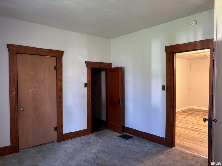 1502 Gartside Street, Murphysboro, Illinois 62966, 2 Bedrooms Bedrooms, 0 ,1 BathroomBathrooms,Residential,For Sale,Gartside,0,RMAEB457927