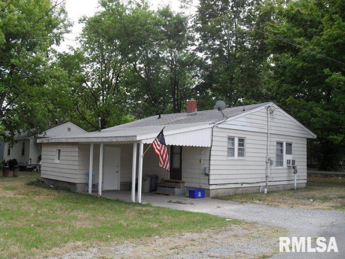 607 ALMOND Street, Carbondale, Illinois 62901, 0 , 0 ,0,Residential Income,For Sale,ALMOND,0,RMAEB457935