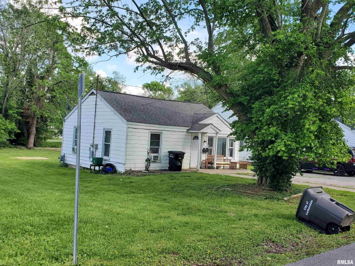 607 ALMOND Street, Carbondale, Illinois 62901, 0 , 0 ,0,Residential Income,For Sale,ALMOND,0,RMAEB457935