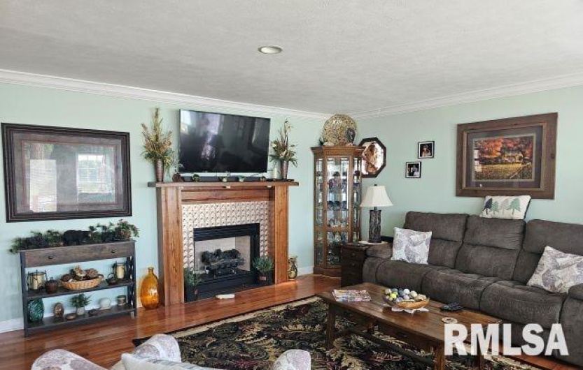 160 FRONT Street, Elizabethtown, Illinois 62931, 2 Bedrooms Bedrooms, 0 ,1 BathroomBathrooms,Residential,For Sale,FRONT,0,RMAEB457938