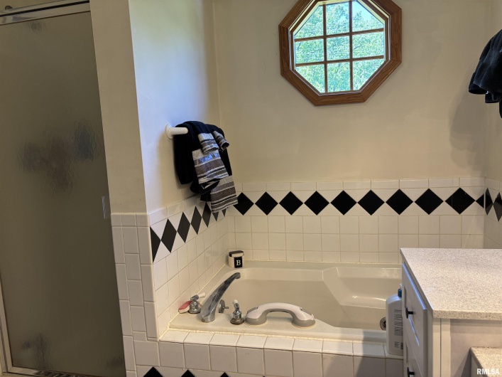 212 ORANGE Street, Anna, Illinois 62906, 3 Bedrooms Bedrooms, 0 ,3 BathroomsBathrooms,Residential,For Sale,ORANGE,0,RMAEB457937