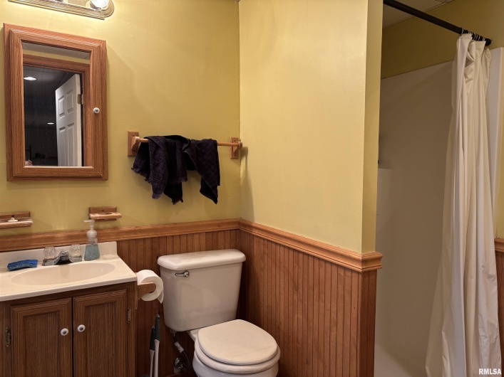 212 ORANGE Street, Anna, Illinois 62906, 3 Bedrooms Bedrooms, 0 ,3 BathroomsBathrooms,Residential,For Sale,ORANGE,0,RMAEB457937
