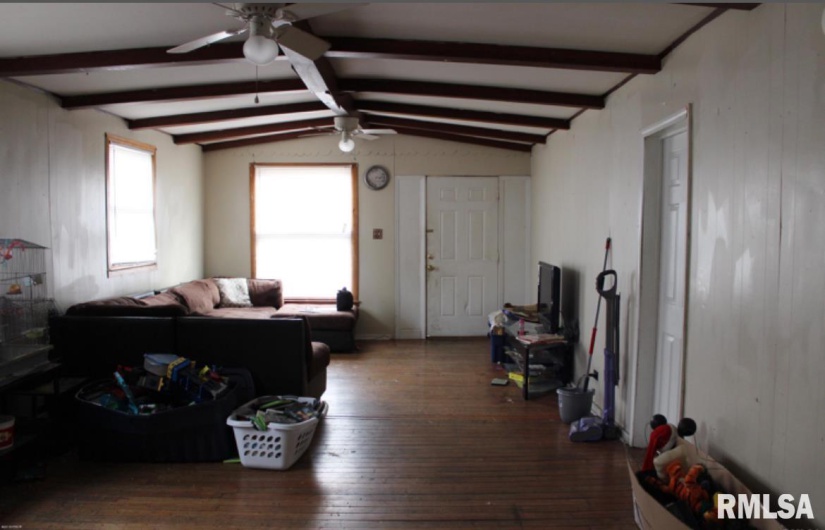 310 PECAN Street, Carbondale, Illinois 62901, 0 , 0 ,0,Residential Income,For Sale,PECAN,0,RMAEB457939
