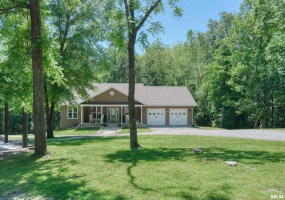 11 GLASFORD Road, Murphysboro, Illinois 62966, 5 Bedrooms Bedrooms, 0 ,3 BathroomsBathrooms,Residential,For Sale,GLASFORD,0,RMAEB457602