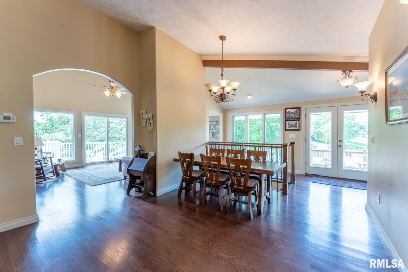 12687 Shoreland Drive, Marion, Illinois 62959, 3 Bedrooms Bedrooms, 0 ,2 BathroomsBathrooms,Residential,For Sale,Shoreland,0,RMAEB457961