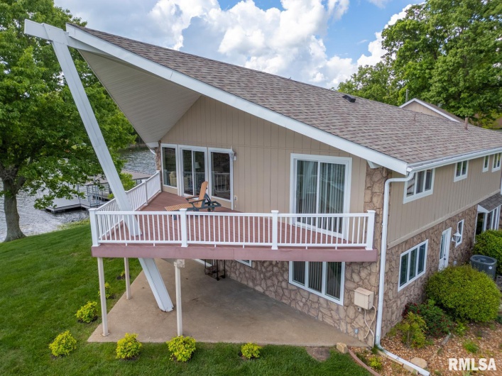 12687 Shoreland Drive, Marion, Illinois 62959, 3 Bedrooms Bedrooms, 0 ,2 BathroomsBathrooms,Residential,For Sale,Shoreland,0,RMAEB457961