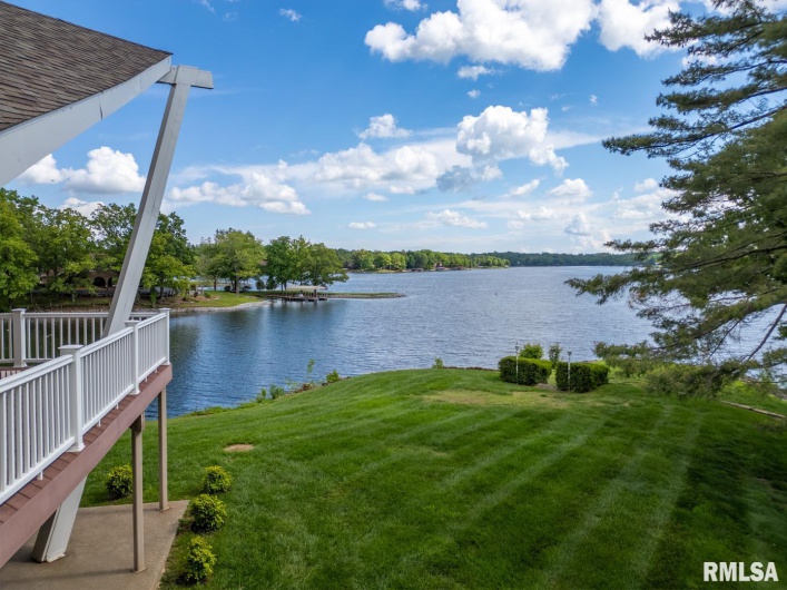 12687 Shoreland Drive, Marion, Illinois 62959, 3 Bedrooms Bedrooms, 0 ,2 BathroomsBathrooms,Residential,For Sale,Shoreland,0,RMAEB457961