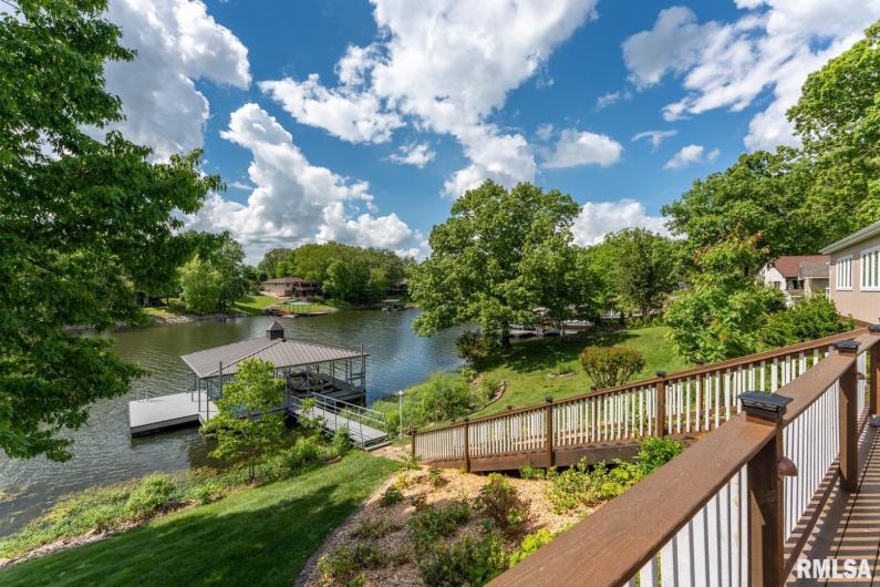 12687 Shoreland Drive, Marion, Illinois 62959, 3 Bedrooms Bedrooms, 0 ,2 BathroomsBathrooms,Residential,For Sale,Shoreland,0,RMAEB457961