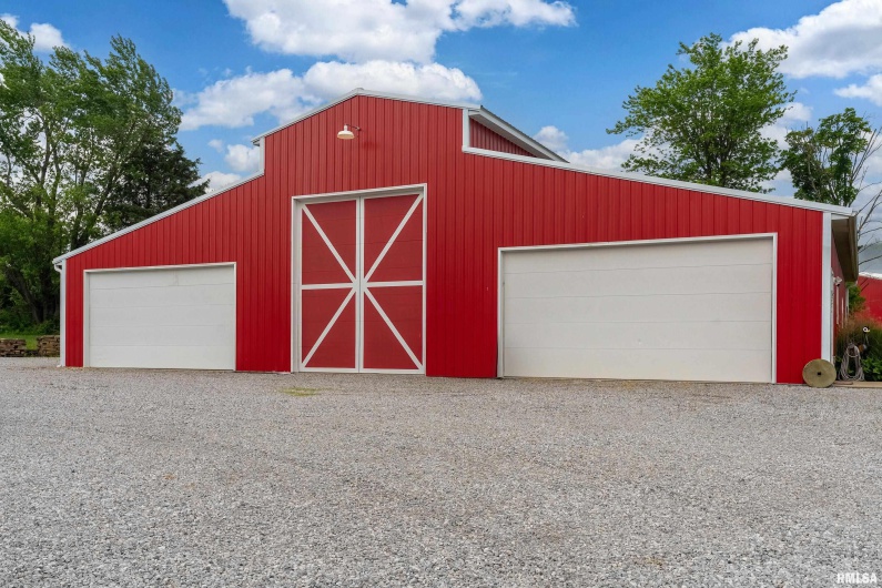 1717 MARION Street, Carterville, Illinois 62918, 3 Bedrooms Bedrooms, 0 ,2 BathroomsBathrooms,Residential,For Sale,MARION,0,RMAEB457985