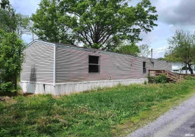 450 HARRISON Street, Carrier Mills, Illinois 62917, 2 Bedrooms Bedrooms, 0 ,2 BathroomsBathrooms,Residential,For Sale,HARRISON,0,RMAEB457990