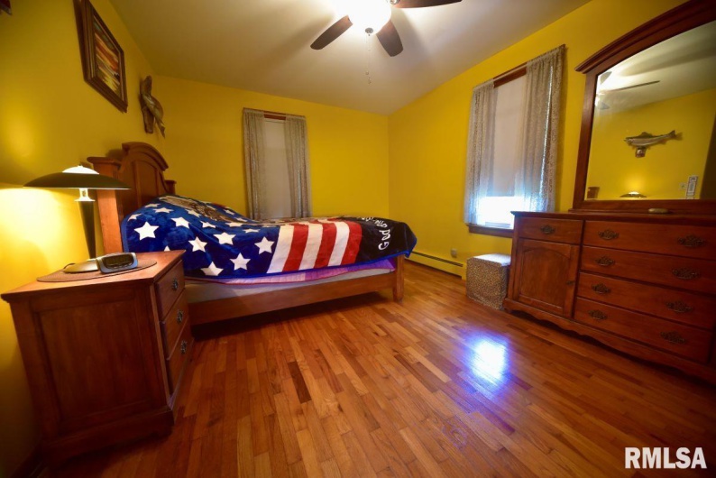 7059 MIDWAY Road, Metropolis, Illinois 62960, 2 Bedrooms Bedrooms, 0 ,1 BathroomBathrooms,Residential,For Sale,MIDWAY,0,RMACA1036501