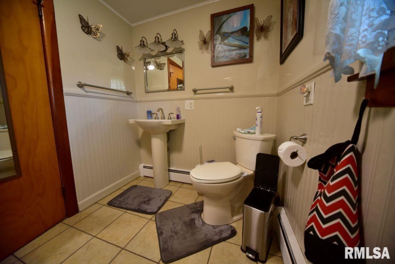 7059 MIDWAY Road, Metropolis, Illinois 62960, 2 Bedrooms Bedrooms, 0 ,1 BathroomBathrooms,Residential,For Sale,MIDWAY,0,RMACA1036501