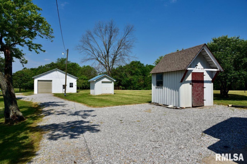 7059 MIDWAY Road, Metropolis, Illinois 62960, 2 Bedrooms Bedrooms, 0 ,1 BathroomBathrooms,Residential,For Sale,MIDWAY,0,RMACA1036501