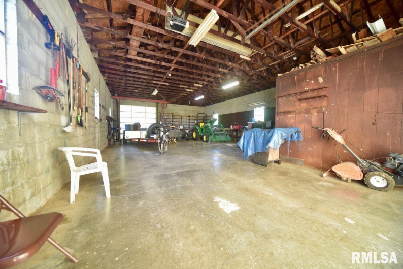 7059 MIDWAY Road, Metropolis, Illinois 62960, 2 Bedrooms Bedrooms, 0 ,1 BathroomBathrooms,Residential,For Sale,MIDWAY,0,RMACA1036501