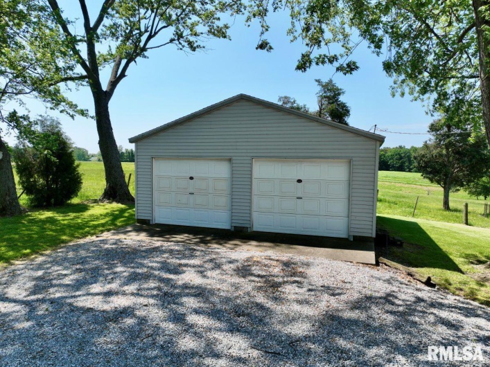 7059 MIDWAY Road, Metropolis, Illinois 62960, 2 Bedrooms Bedrooms, 0 ,1 BathroomBathrooms,Residential,For Sale,MIDWAY,0,RMACA1036501