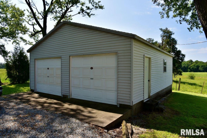 7059 MIDWAY Road, Metropolis, Illinois 62960, 2 Bedrooms Bedrooms, 0 ,1 BathroomBathrooms,Residential,For Sale,MIDWAY,0,RMACA1036501