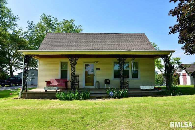 7059 MIDWAY Road, Metropolis, Illinois 62960, 2 Bedrooms Bedrooms, 0 ,1 BathroomBathrooms,Residential,For Sale,MIDWAY,0,RMACA1036501