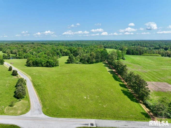 7059 MIDWAY Road, Metropolis, Illinois 62960, 2 Bedrooms Bedrooms, 0 ,1 BathroomBathrooms,Residential,For Sale,MIDWAY,0,RMACA1036501