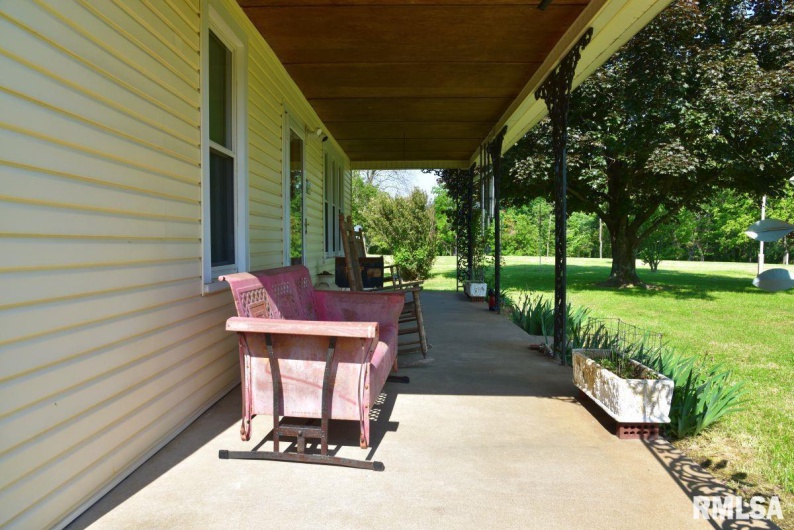 7059 MIDWAY Road, Metropolis, Illinois 62960, 2 Bedrooms Bedrooms, 0 ,1 BathroomBathrooms,Residential,For Sale,MIDWAY,0,RMACA1036501