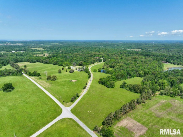 7059 MIDWAY Road, Metropolis, Illinois 62960, 2 Bedrooms Bedrooms, 0 ,1 BathroomBathrooms,Residential,For Sale,MIDWAY,0,RMACA1036501