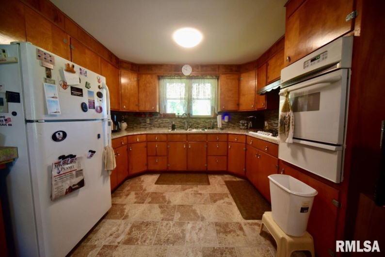 7059 MIDWAY Road, Metropolis, Illinois 62960, 2 Bedrooms Bedrooms, 0 ,1 BathroomBathrooms,Residential,For Sale,MIDWAY,0,RMACA1036501