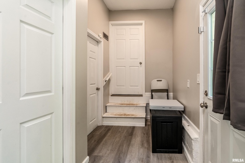 604 GRAND Avenue, Carterville, Illinois 62918, 2 Bedrooms Bedrooms, 0 ,1 BathroomBathrooms,Residential,For Sale,GRAND,0,RMAEB457993