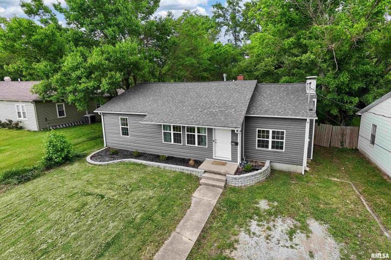 604 GRAND Avenue, Carterville, Illinois 62918, 2 Bedrooms Bedrooms, 0 ,1 BathroomBathrooms,Residential,For Sale,GRAND,0,RMAEB457993
