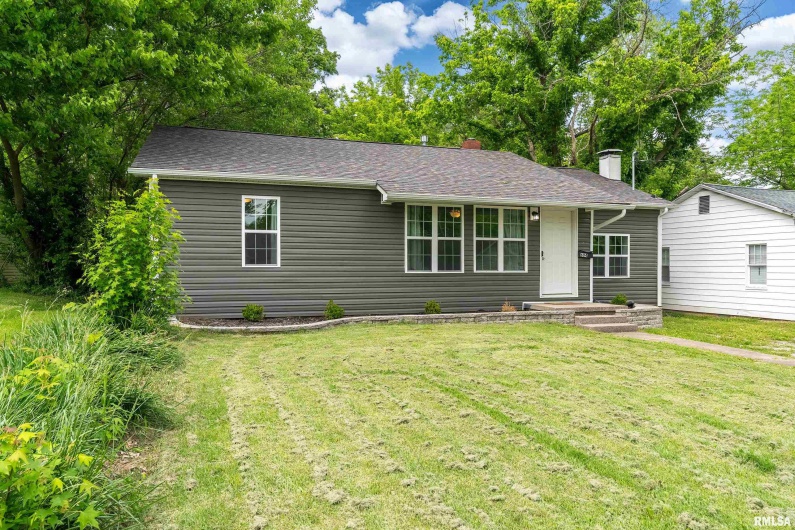 604 GRAND Avenue, Carterville, Illinois 62918, 2 Bedrooms Bedrooms, 0 ,1 BathroomBathrooms,Residential,For Sale,GRAND,0,RMAEB457993