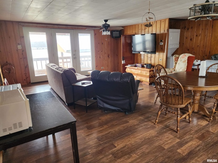 12 CEDAR POINT Drive, Cave In Rock, Illinois 62919, 2 Bedrooms Bedrooms, 0 ,1 BathroomBathrooms,Residential,For Sale,CEDAR POINT,0,RMAQC4263395