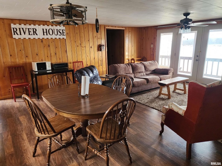 12 CEDAR POINT Drive, Cave In Rock, Illinois 62919, 2 Bedrooms Bedrooms, 0 ,1 BathroomBathrooms,Residential,For Sale,CEDAR POINT,0,RMAQC4263395