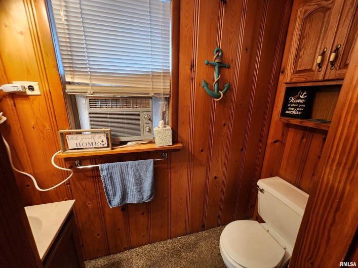 12 CEDAR POINT Drive, Cave In Rock, Illinois 62919, 2 Bedrooms Bedrooms, 0 ,1 BathroomBathrooms,Residential,For Sale,CEDAR POINT,0,RMAQC4263395