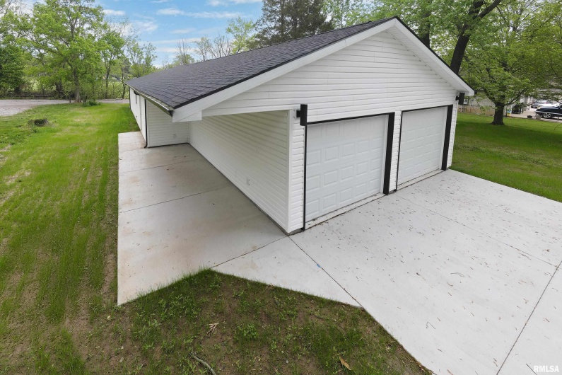 308 Prentice Avenue, Carterville, Illinois 62918, 3 Bedrooms Bedrooms, 0 ,2 BathroomsBathrooms,Residential,For Sale,Prentice,0,RMAEB458009