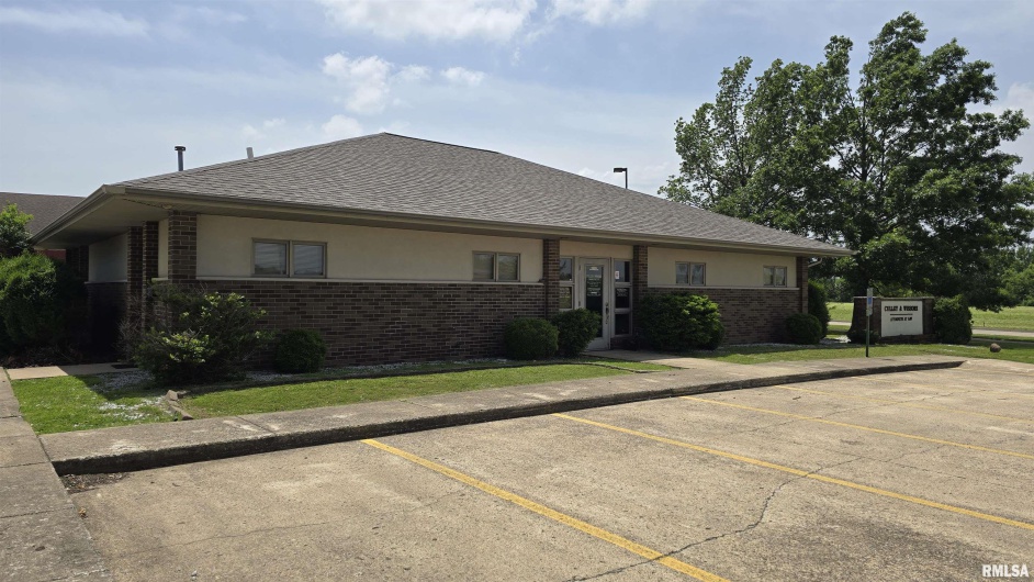 300 Small Street, Harrisburg, Illinois 62946, 0 , 0 ,0,Commercial Sale,For Sale,Small,0,RMAEB458021