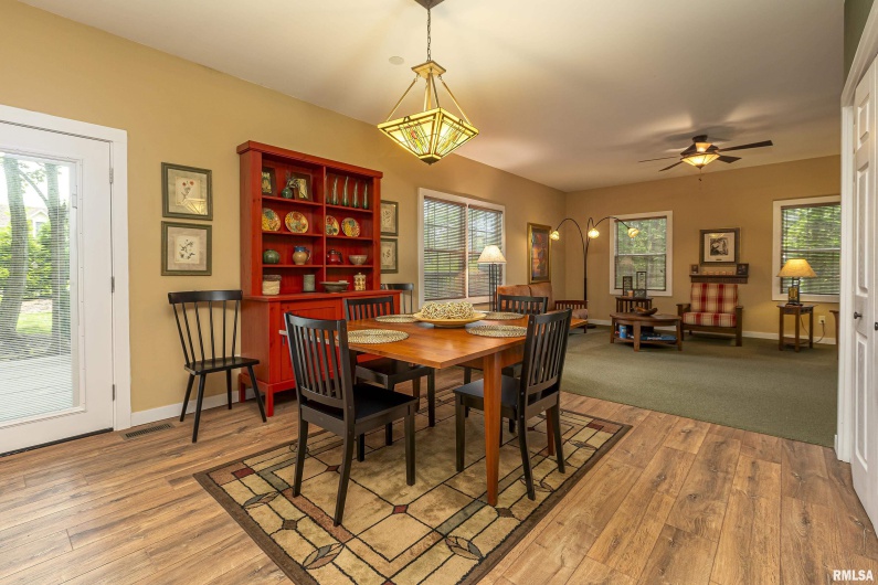 1127 Cedar Ridge Lane, Carbondale, Illinois 62901, 4 Bedrooms Bedrooms, 0 ,2 BathroomsBathrooms,Residential,For Sale,Cedar Ridge,0,RMAEB456983