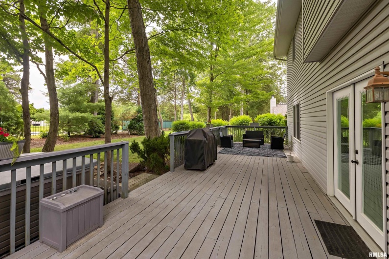 1127 Cedar Ridge Lane, Carbondale, Illinois 62901, 4 Bedrooms Bedrooms, 0 ,2 BathroomsBathrooms,Residential,For Sale,Cedar Ridge,0,RMAEB456983