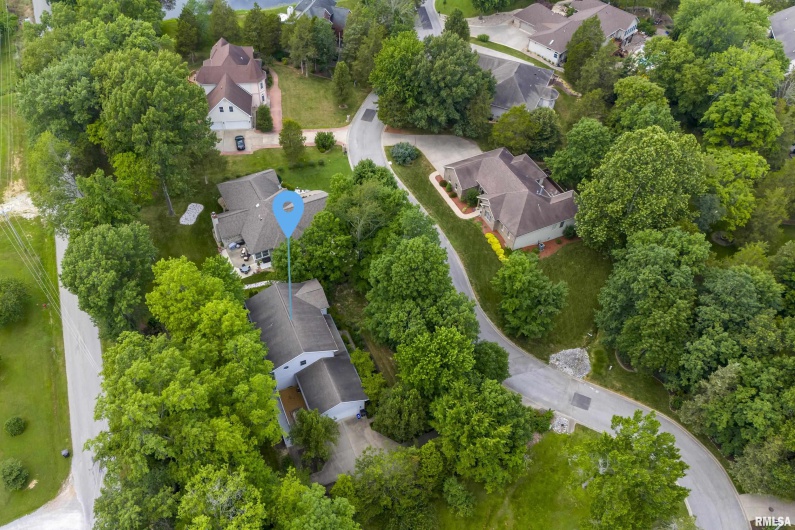 1127 Cedar Ridge Lane, Carbondale, Illinois 62901, 4 Bedrooms Bedrooms, 0 ,2 BathroomsBathrooms,Residential,For Sale,Cedar Ridge,0,RMAEB456983