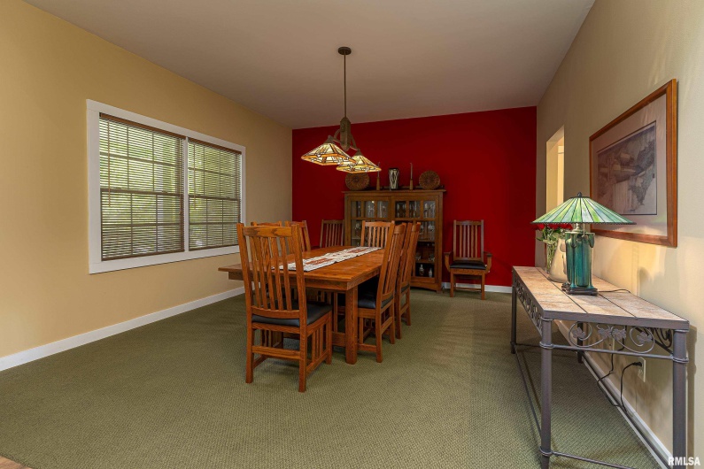 1127 Cedar Ridge Lane, Carbondale, Illinois 62901, 4 Bedrooms Bedrooms, 0 ,2 BathroomsBathrooms,Residential,For Sale,Cedar Ridge,0,RMAEB456983