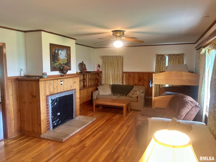 109 PATTON Drive, Elizabethtown, Illinois 62931, 3 Bedrooms Bedrooms, 0 ,1 BathroomBathrooms,Residential,For Sale,PATTON,0,RMAEB458037
