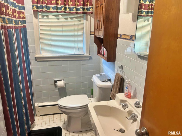 109 PATTON Drive, Elizabethtown, Illinois 62931, 3 Bedrooms Bedrooms, 0 ,1 BathroomBathrooms,Residential,For Sale,PATTON,0,RMAEB458037