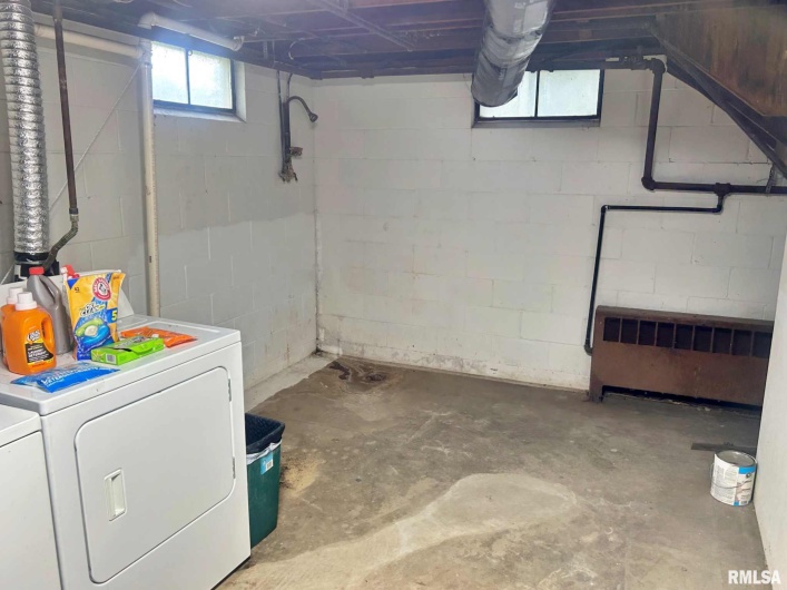 109 PATTON Drive, Elizabethtown, Illinois 62931, 3 Bedrooms Bedrooms, 0 ,1 BathroomBathrooms,Residential,For Sale,PATTON,0,RMAEB458037