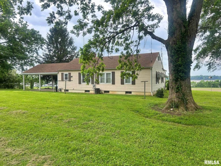 109 PATTON Drive, Elizabethtown, Illinois 62931, 3 Bedrooms Bedrooms, 0 ,1 BathroomBathrooms,Residential,For Sale,PATTON,0,RMAEB458037