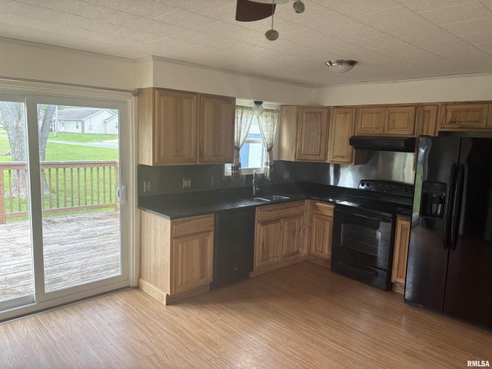 100 35TH Street, Herrin, Illinois 62948, 3 Bedrooms Bedrooms, 0 ,1 BathroomBathrooms,Residential,For Sale,35TH,0,RMAEB458054