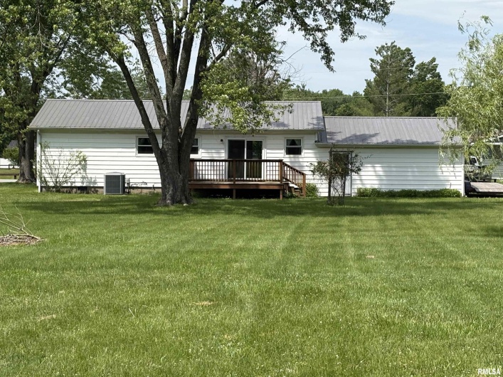 100 35TH Street, Herrin, Illinois 62948, 3 Bedrooms Bedrooms, 0 ,1 BathroomBathrooms,Residential,For Sale,35TH,0,RMAEB458054