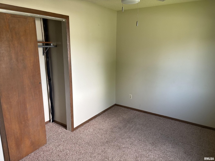 100 35TH Street, Herrin, Illinois 62948, 3 Bedrooms Bedrooms, 0 ,1 BathroomBathrooms,Residential,For Sale,35TH,0,RMAEB458054