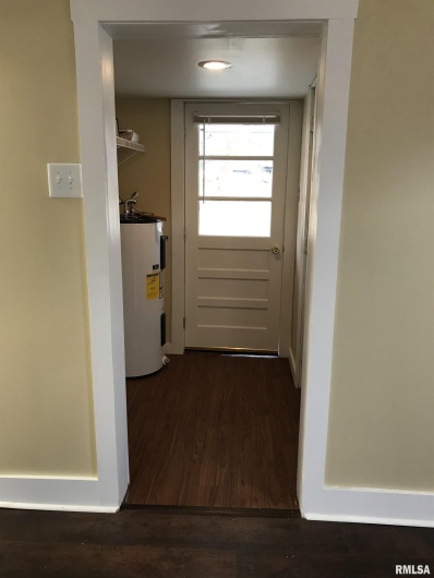 211 CHESTNUT Street, Cambria, Illinois 62915, 3 Bedrooms Bedrooms, 0 ,1 BathroomBathrooms,Residential,For Sale,CHESTNUT,0,RMAQC4263500