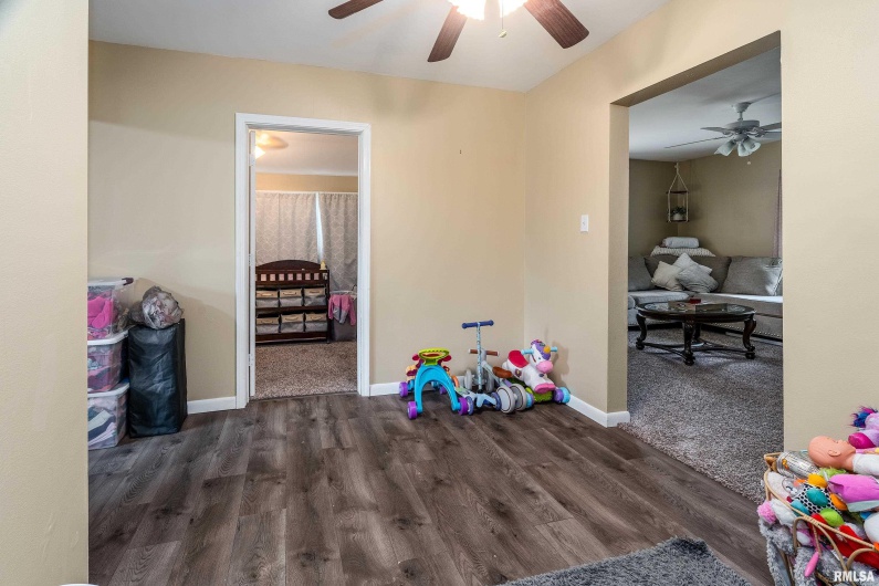 231 MCNEIL Street, Carterville, Illinois 62918, 2 Bedrooms Bedrooms, 0 ,1 BathroomBathrooms,Residential,For Sale,MCNEIL,0,RMAQC4263501